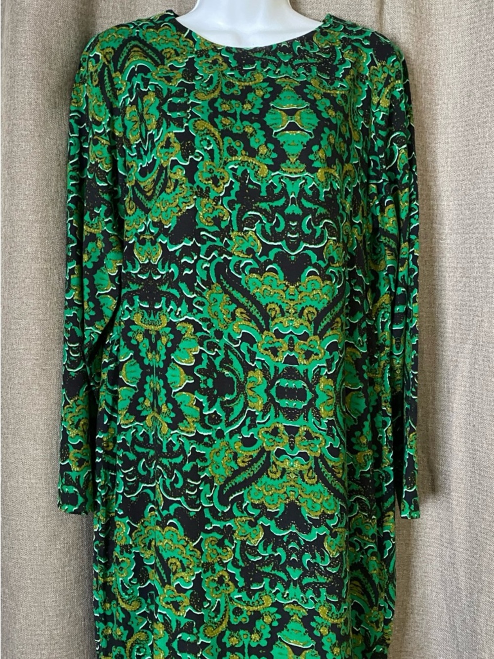 H&M Green and Black Long-Sleeve Patterned Dress